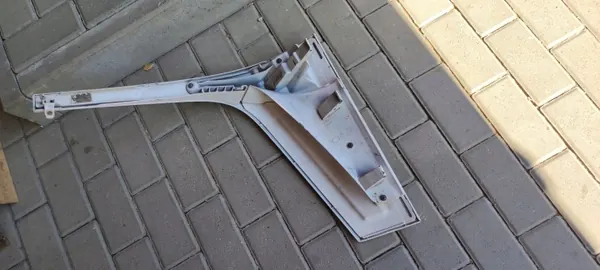 Mercedes Actros MP4 Ohjaamon Spoiler OEM A9608803905 image 5