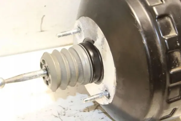 VW Bremszylinder OEM 5Q2614105AQ - Gebraucht image 2