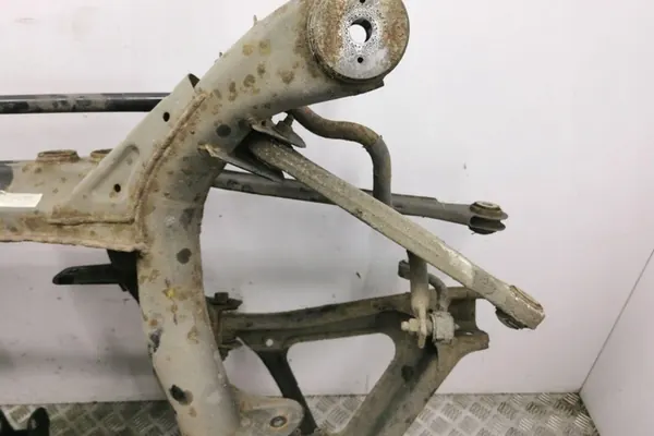 Asse posteriore Porsche Cayenne 2011 7L0511025B image 2