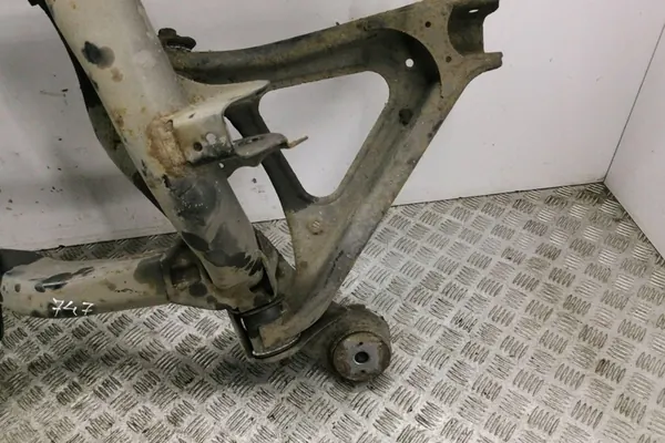 Asse posteriore Porsche Cayenne 2011 7L0511025B image 5