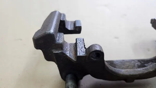 VW AUDI SEAT SKODA Front-Klemmbacke OEM 740 image 3