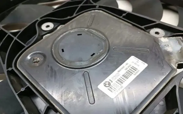 Framremsa OEM 8641947 för BMW 3 TOURING F31 image 3