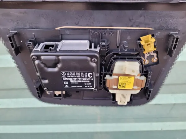 OEM A2139007211 Etu-tuulilasi kameralla image 4