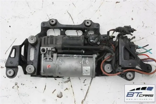 Audi A8 Jousituskompressoripumppu OEM 4H0616005C image 3