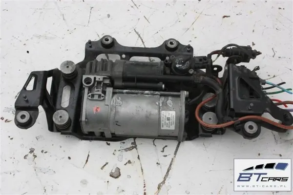 Audi A8 Jousituskompressoripumppu OEM 4H0616005C image 5
