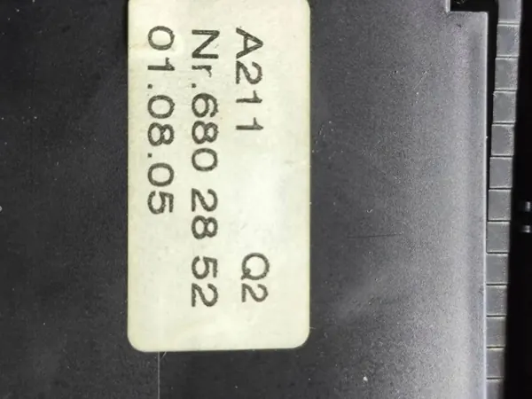 Begagnad askkopp OEM A211 för Mercedes-Benz CLS (C219) image 5