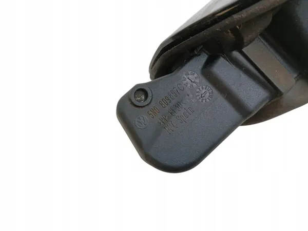 Tapa de trampilla de combustible OEM 5N0809857C VW Tiguan I image 3