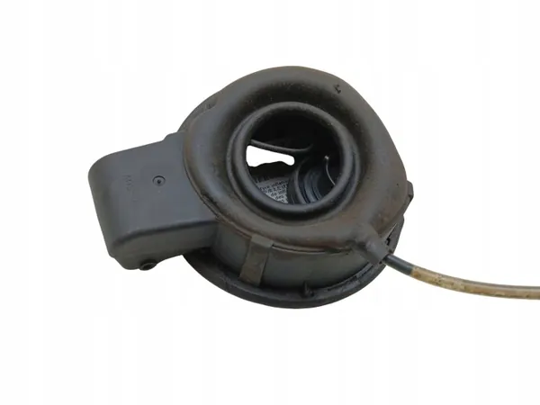 Tapa de trampilla de combustible OEM 5N0809857C VW Tiguan I image 4