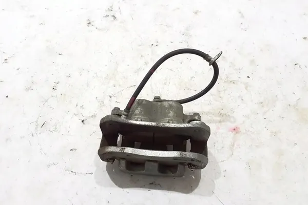 Vorderer rechter Bremssattel TOYOTA C-HR 4773048150 image 3