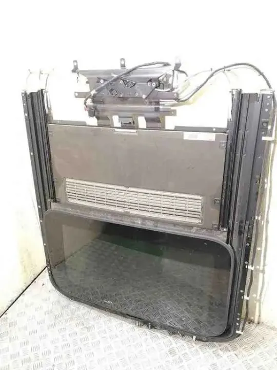 Toit ouvrant VW Phaeton OEM 3D0959591E 4.92L Diesel image 2