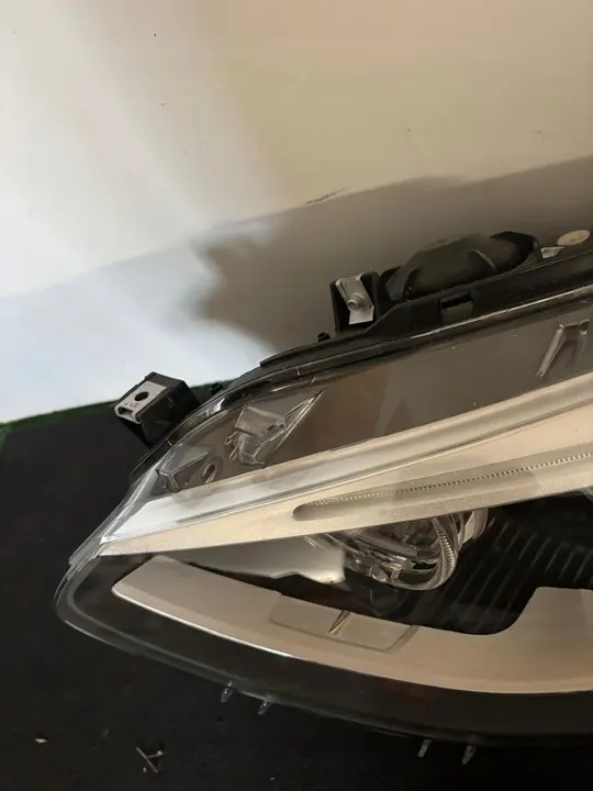 Farol Esquerdo BMW F20 F21 Bi Xenon Não Adaptativo OEM 729691307 image 5