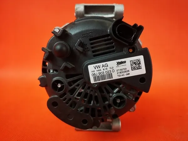 Audi S3 A3 8V LIFT Generaattori 06j903023d image 9