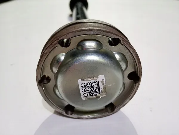 Maserati Levante Drivaxel OEM 06700330280 image 4