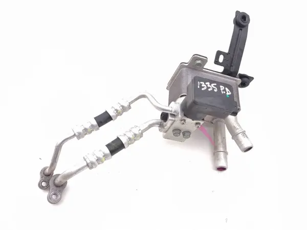 Refroidisseur d'eau Kia OE OEM 25670AO000 - Occasion image 2