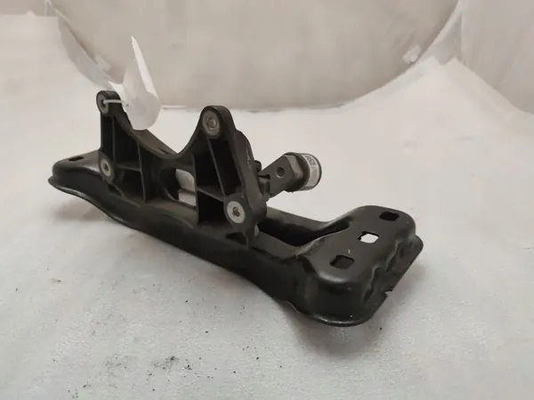 Suporte de transmissão Mercedes-Benz C W205 2017 image 3