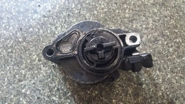 D156-1C1 vacuümpomp voor Ford 1.6 motor image 3