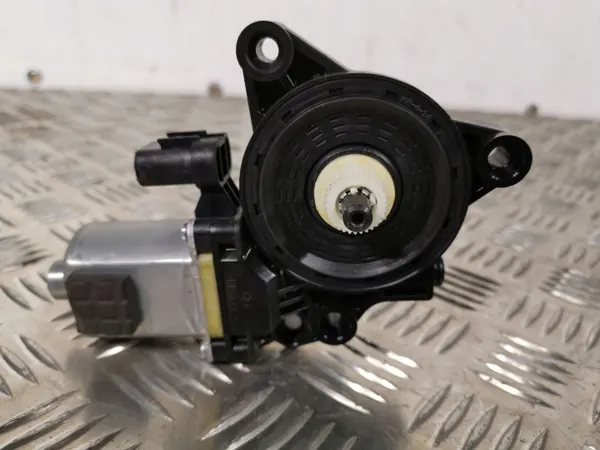Hyundai Tucson TL Fronttür-Fensterheber OEM FBZ4785 image 3