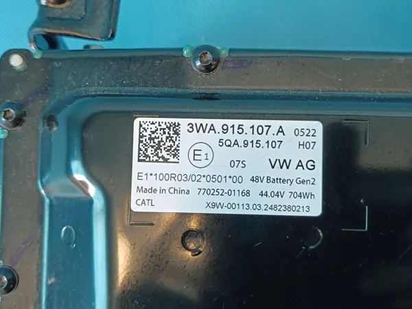 Batterie OEM 3WA915107A pour Audi A3 8Y 1.5 TSI image 7