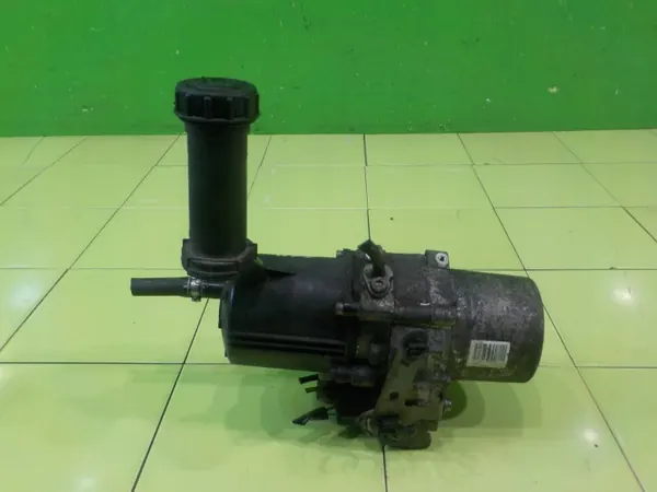 Pompe de direction OEM 9675811080 pour Peugeot 3008 image 2