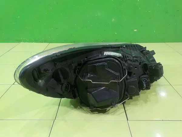 VOLVO C30 LIFT 1.6 D Vasemman Etuvalon image 3