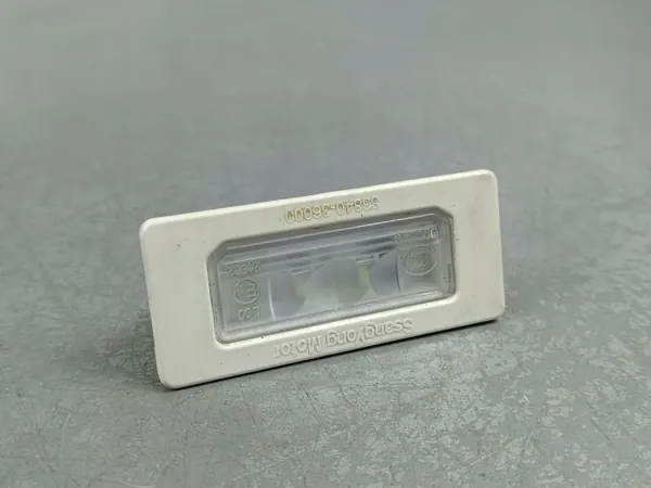 Plaque d'immatriculation SsangYong Rexton OEM FOB42572 image 2