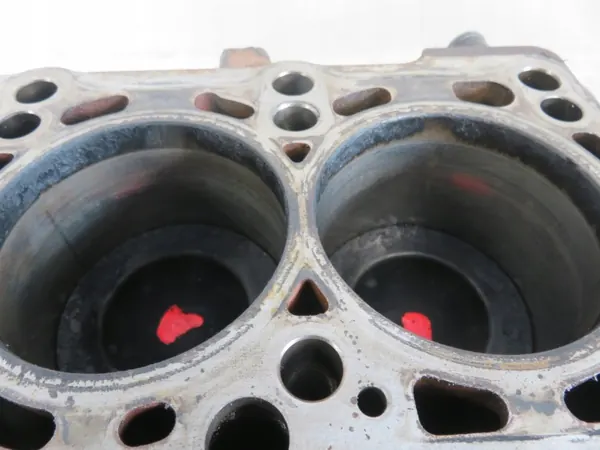 Bloco Motor Usado VW Passat B6 2.0 TDI 170 CV image 10