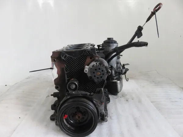 Bloco Motor Usado VW Passat B6 2.0 TDI 170 CV image 3