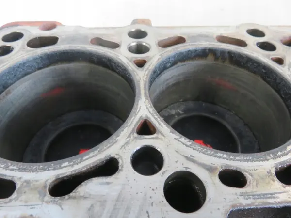 Bloco Motor Usado VW Passat B6 2.0 TDI 170 CV image 9