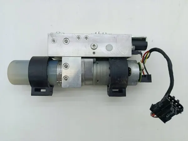 Mercedes R172 Dachhydraulikpumpe OEM A1728000030 image 3