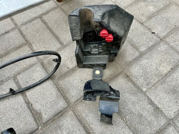 BMW E39 Touring avtagbar dragkroksmodul OEM 6908767 image 5