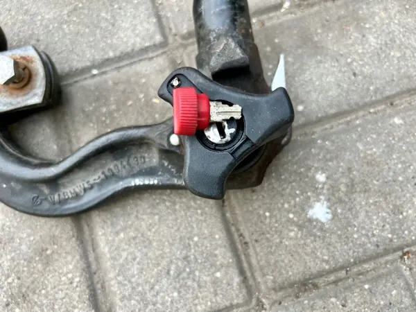 BMW E39 Touring avtagbar dragkroksmodul OEM 6908767 image 6