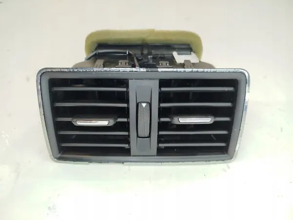 Skoda Superb III Tunnel Ventilationsgallret OEM 3V0819203A image 2