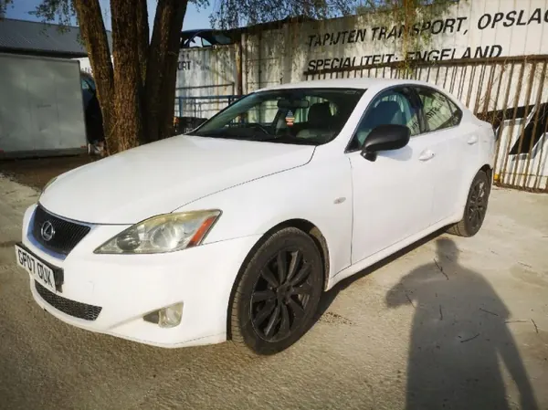 Fechadura porta traseira esquerda Lexus IS OEM 6818953030 image 5