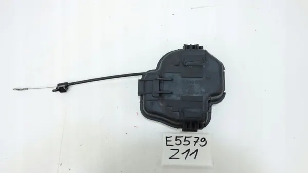 Tirón Maletero Mercedes OEM A0999066903 - Usado image 2