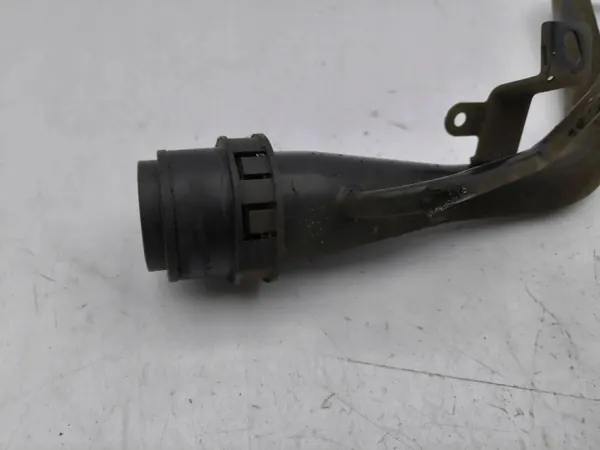 Honda CR-V 2013 Polttoainetäyttöputki OEM AMD125972 image 2