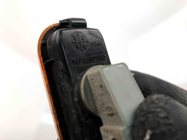 Indicador Esquerdo VW Caddy II Furgão (9K9A) 3A0949117 image 5