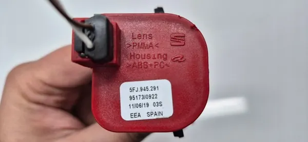 SEAT OE 5FJ945291 Luz de Espejo - Usado image 4