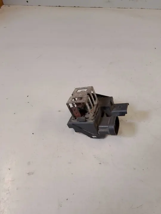 Tuulettimen Vastus CITROEN C3 III 9827892380 image 5