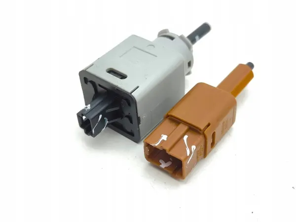 Bremsenpedalsensor Nissan Juke II F16 2022 OEM AMD200850 image 3