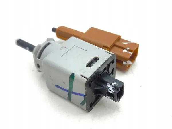 Bremsenpedalsensor Nissan Juke II F16 2022 OEM AMD200850 image 4