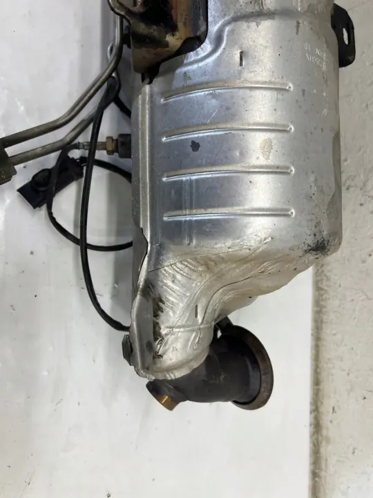 OEM 9818468380 FAP Catalyseur pour Citroen Jumpy III image 3