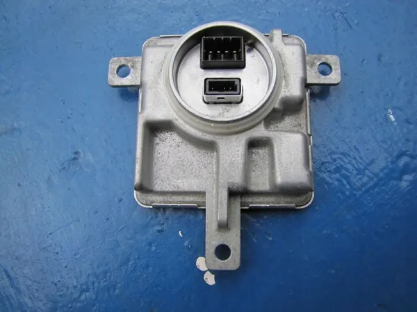 Conversor Xenon Volvo V40 S40 OE 31335777 image 2