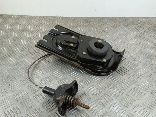 Varaeränpidike Dodge Durango OEM FOB33662 image 2