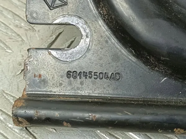 Varaeränpidike Dodge Durango OEM FOB33662 image 3