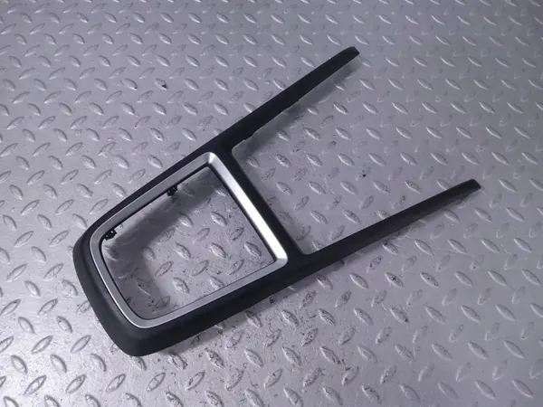 Aile gauche Suzuki Swift III OEM 7585152R005PK image 2