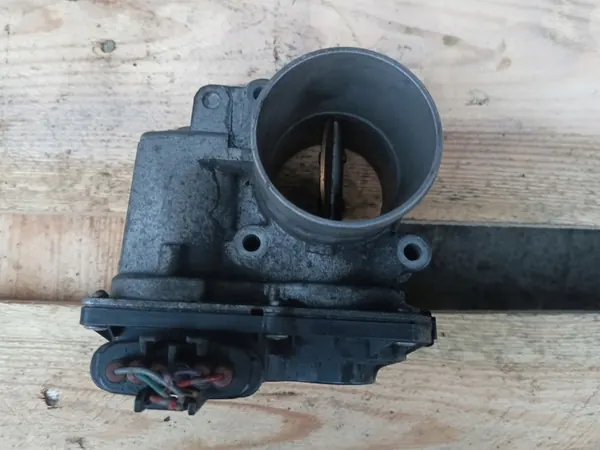 Nissan Navara 2.5 dci D40 Luftdrossel 16119EC00B image 2