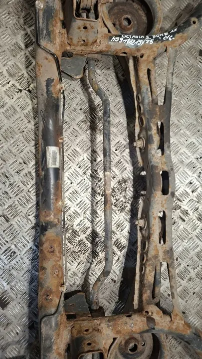 SANKITYLOCTAVIAIIKOMBI Achterophangingbalk Skoda Octavia image 5