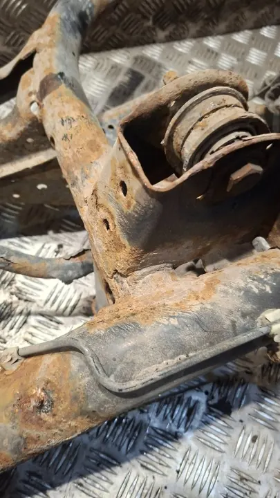 SANKITYLOCTAVIAIIKOMBI Achterophangingbalk Skoda Octavia image 9