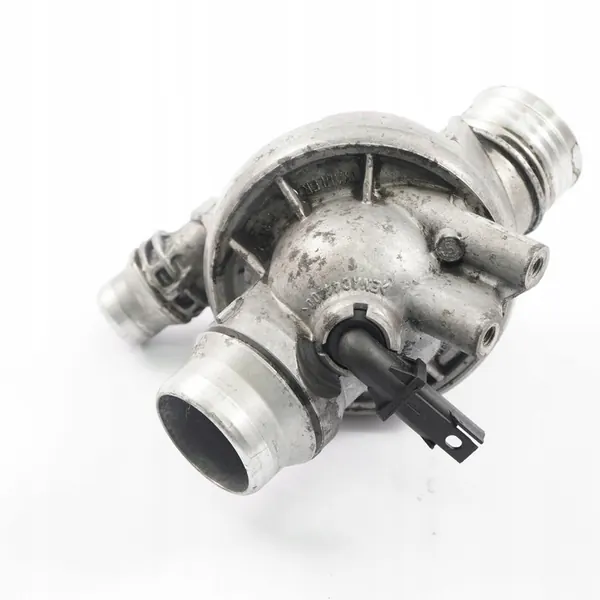 BMW 5 E60 E61 Termostat Fram image 10