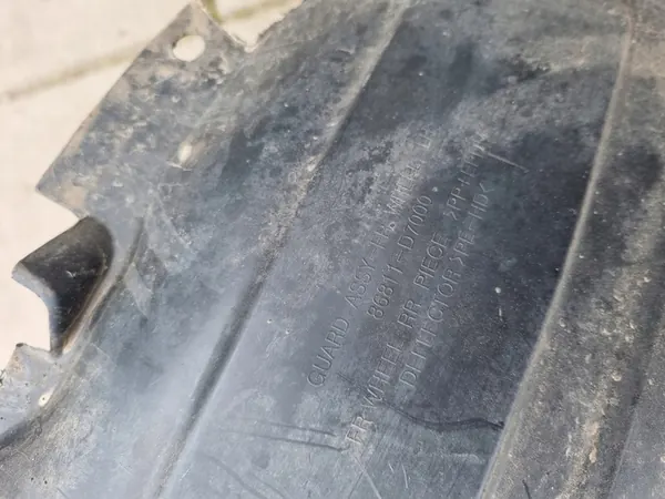 HYUNDAI TUCSON 3 III LEFT FRONT FENDER 86811-D7000 image 2